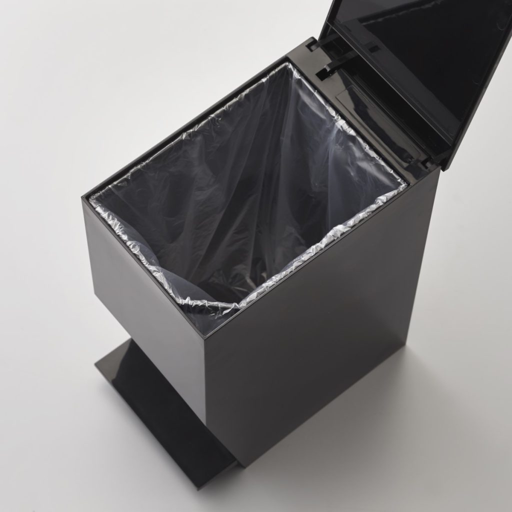 Rectangular wastebasket with pedal - Image 4