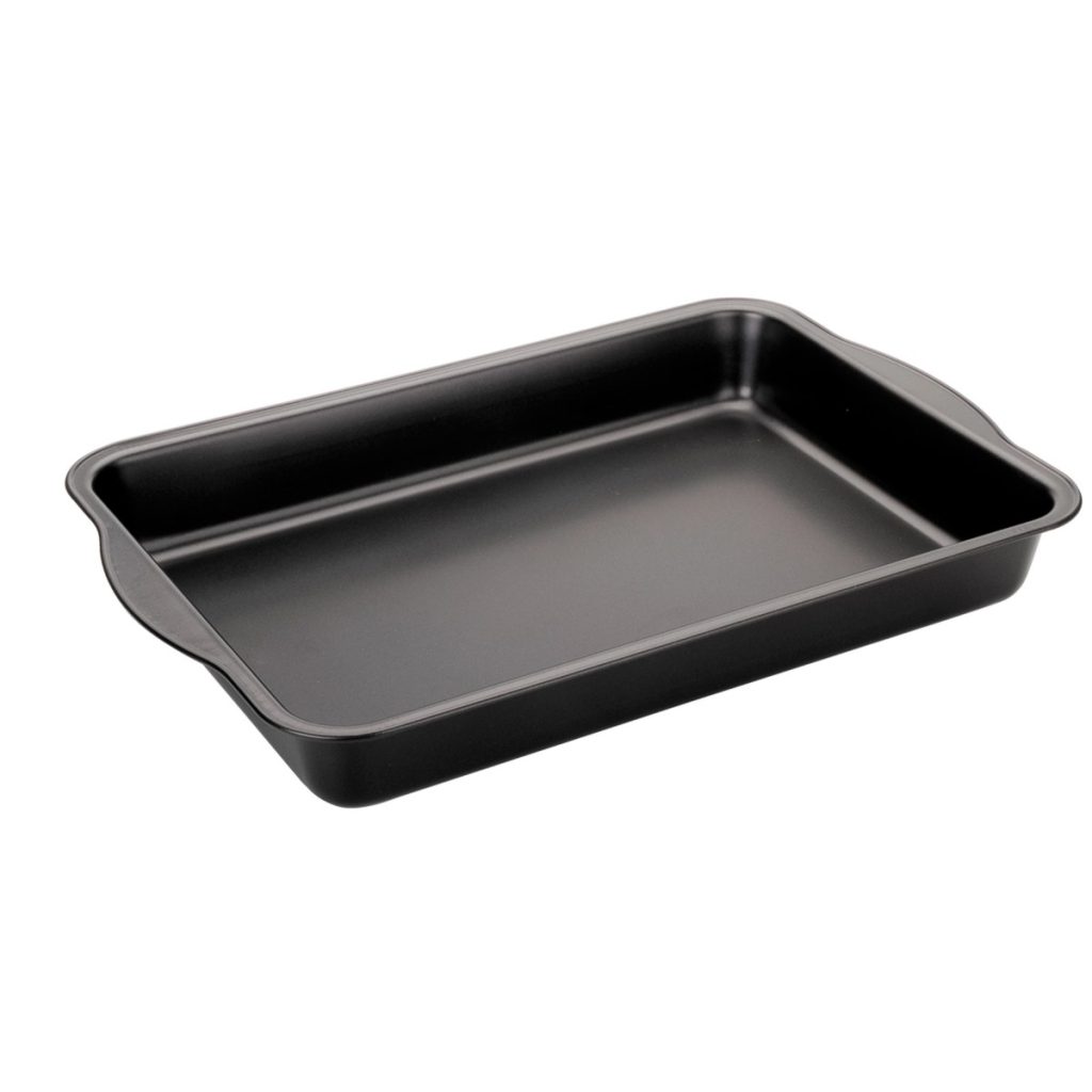 Steel roaster pan with non-stick coating